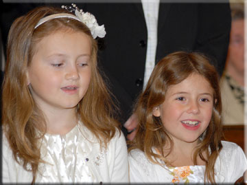 Besonders gestalteter Gottesdienst f&uuml;r unsere Erstkommunionkinder 2009