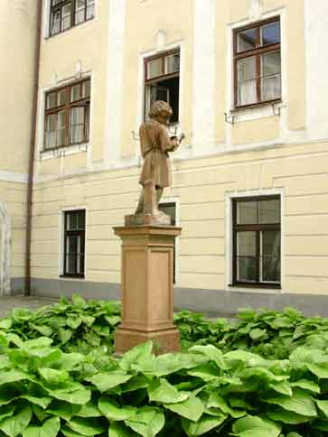 Schulhof