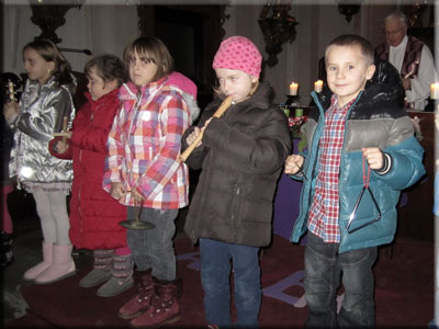 Adventkranzweihe 2011 in der Institutskirche